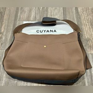 Cuyana Messenger bag